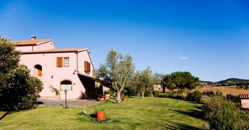 Bio Il Melograno Di Banditella Ristorante Vakantieboerderij
